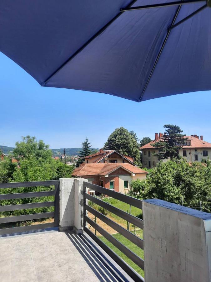 Galerija Park Appartement Arandelovac Buitenkant foto